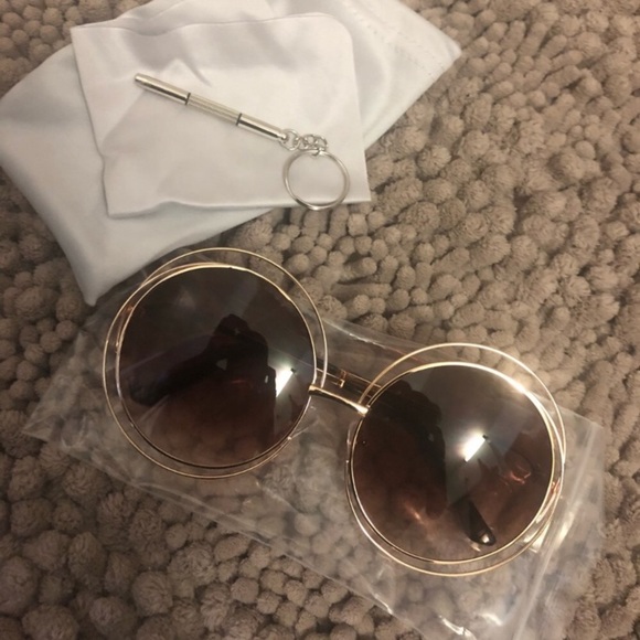 - ✨FARRAH RETRO 70’s hipster OVERSIZED SHADES - Picture 6 of 8